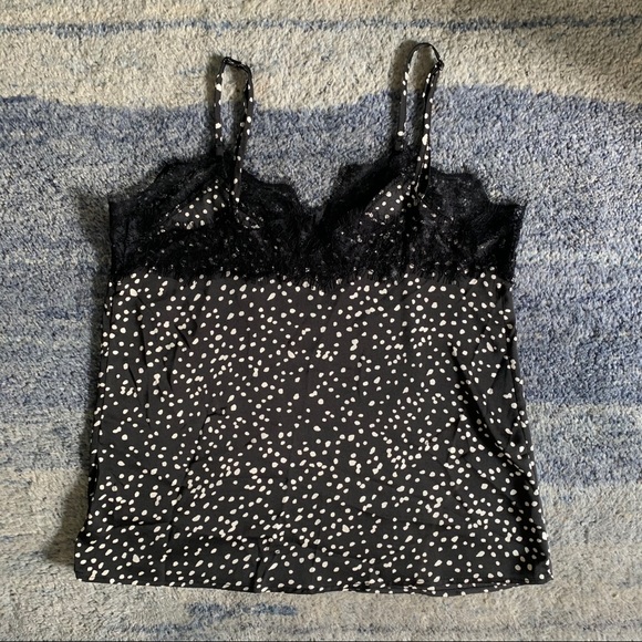 LACE TRIM TANK TOP - Picture 6 of 6